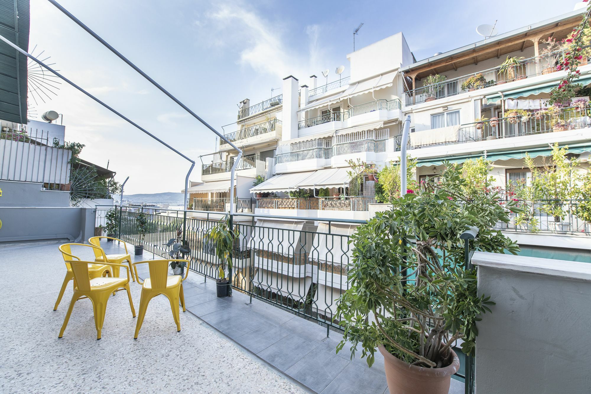 Petralona Cosy Penthouse Apartment Athena Bagian luar foto